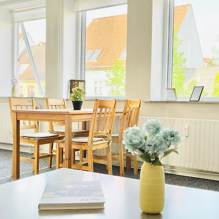 Scandinavian - Tobaksgarden - 2 公寓 霍森斯